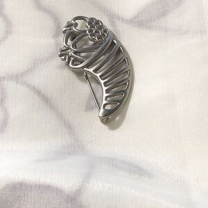 Brooch Pin Pendant Cornucopia Silver Fall Pumpkin Autumn Fashion Costume